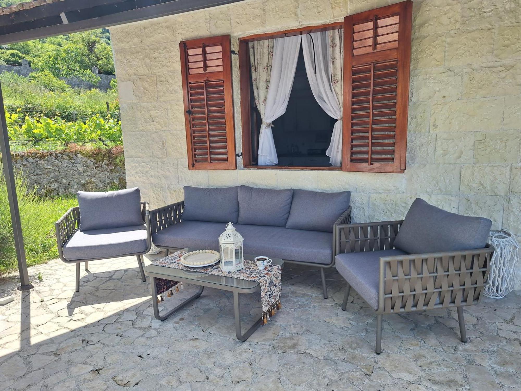 Banjo Rustic House Lake View فيربازار المظهر الخارجي الصورة